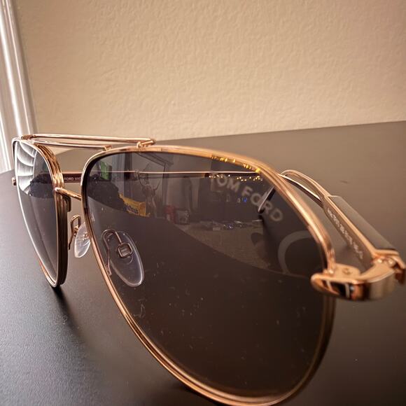 Tom Ford Andes FT0670 Aviators main image 4